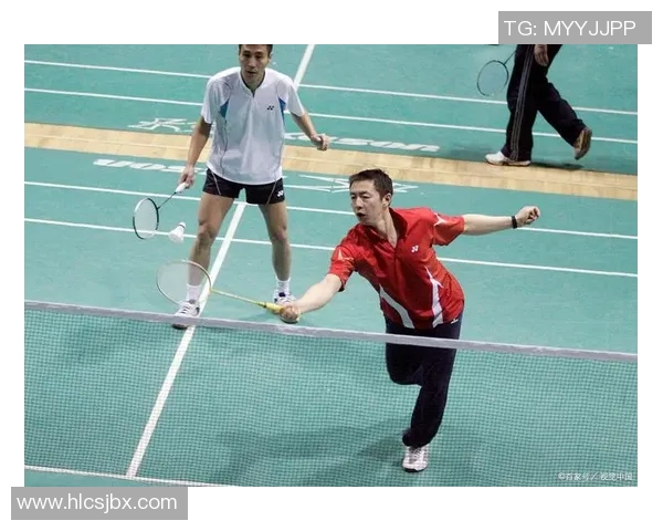 科学羽毛球比赛经验与高效训练方法的全面解析与应用指南 科学羽毛球比赛经验与高效训练方法的全面解析与应用指南